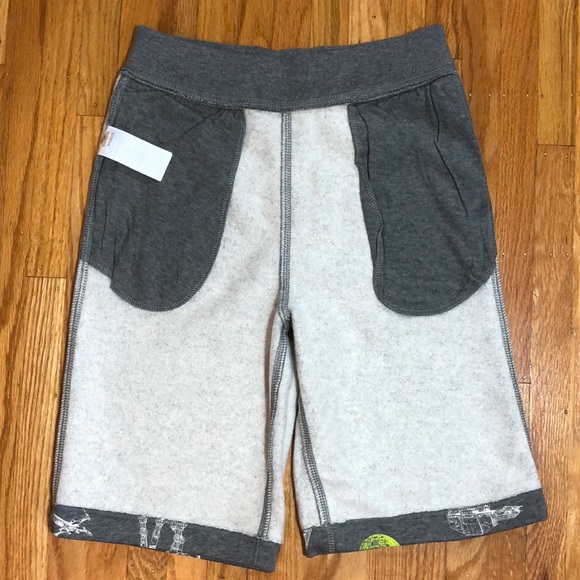 NWT Gap Star Wars Fleece Shorts Size L Kids - Picture 7 of 8